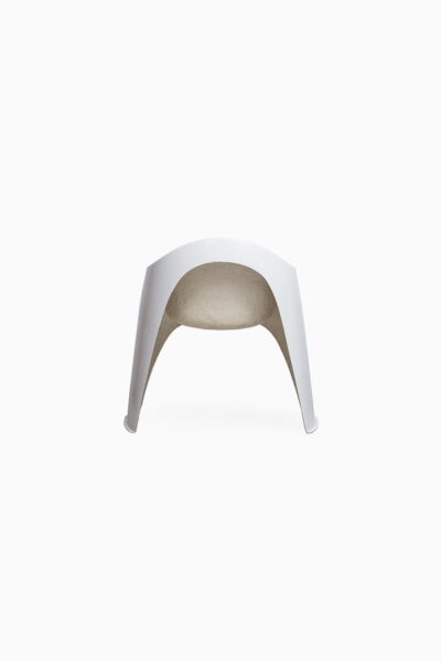 Walter Papst garden chairs in white fiberglass at Studio Schalling