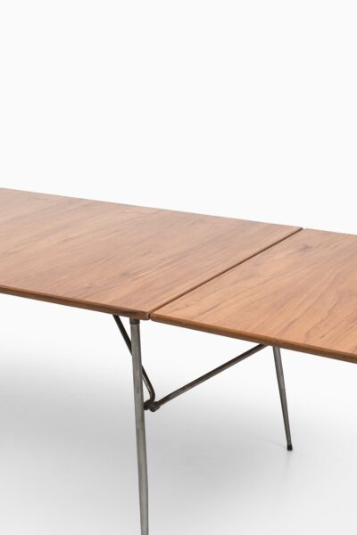 Børge Mogensen dining table in teak by Søborg at Studio Schalling