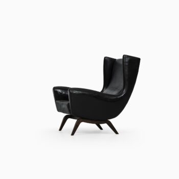 Illum Wikkelsø easy chair model 110 at Studio Schalling