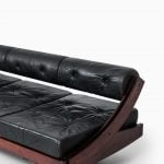 Gianni Songia sofa / daybed model GS 195 at Studio Schalling