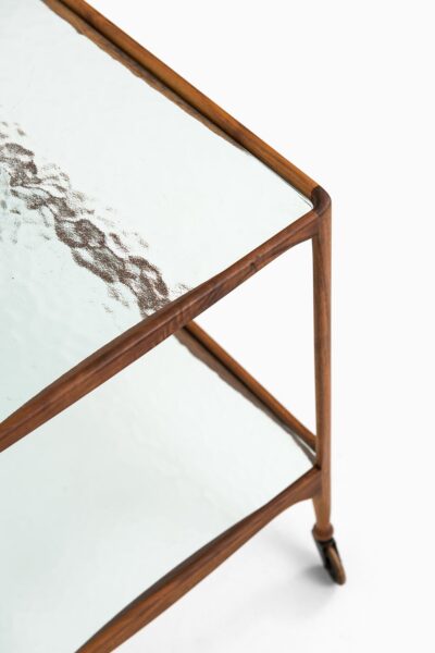 Peder Moos trolley in mahogany and glass at Studio Schalling