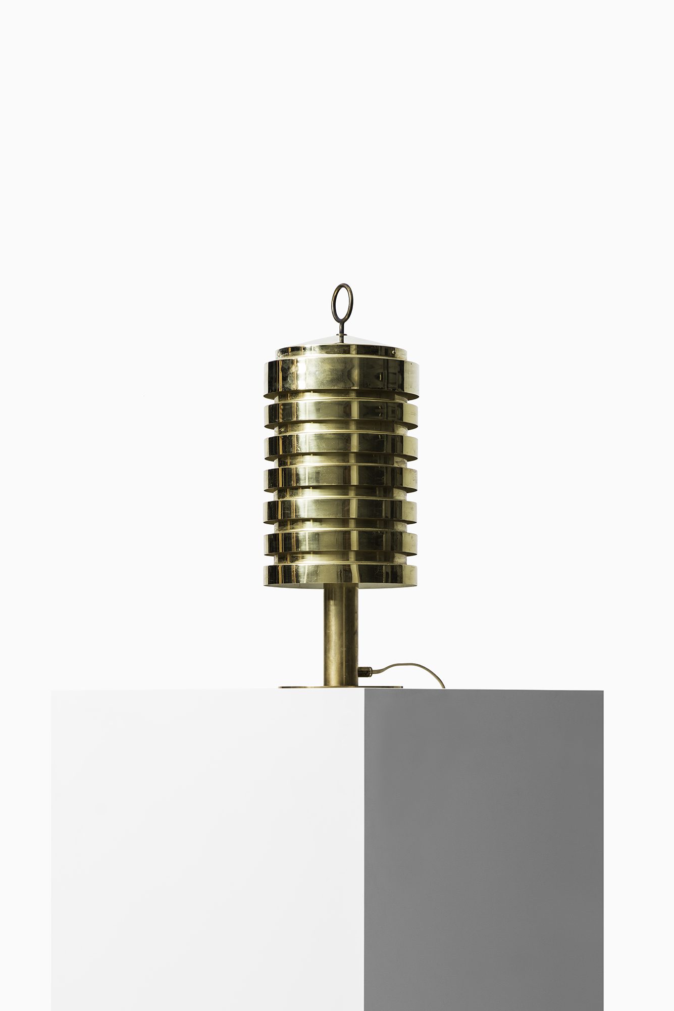 Hans-Agne Jakobsson table lamp model B-99 at Studio Schalling