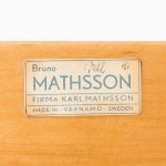 Bruno Mathsson book crib model T-704 in birch at Studio Schalling