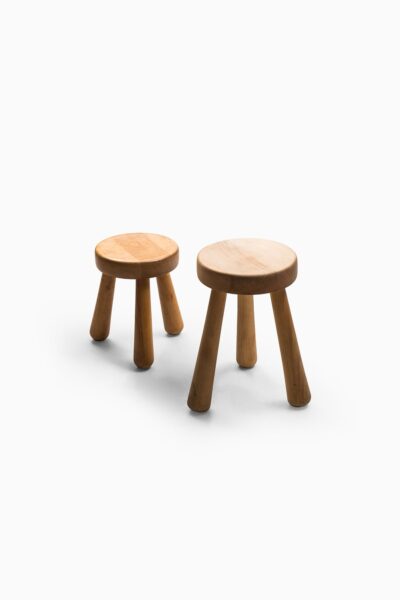 Ingvar Hildingsson 3 legged stool in birch at Studio Schalling