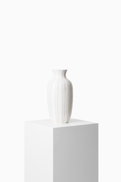 Anna-Lisa Thomson ceramic floor vase at Studio Schalling