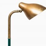 Vilhelm Lauritzen table lamp in brass at Studio Schalling