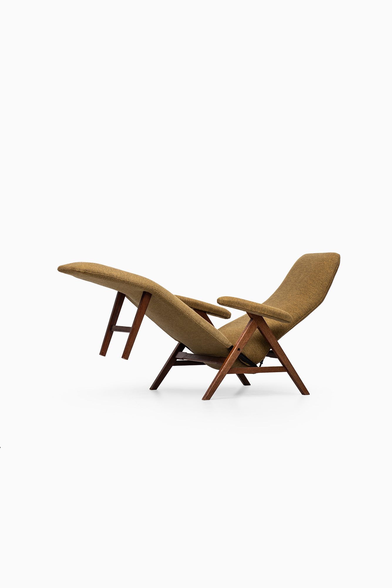 Henry Walter Klein reclining chair by Bramin at Studio Schalling