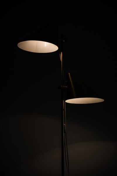 Hans-Agne Jakobsson floor lamp model G-185 at Studio Schalling