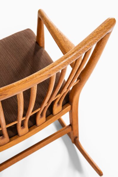 Hans Wegner rocking chair model ML-33 at Studio Schalling