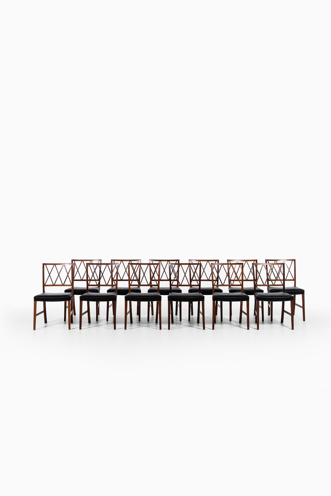 Ole Wanscher dining chairs in rosewood at Studio Schalling