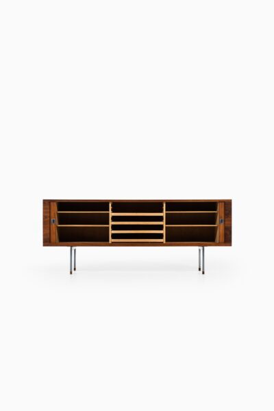 Hans Wegner RY-25 / President sideboard at Studio Schalling