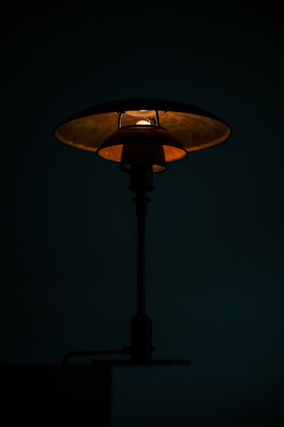 Poul Henningsen table lamp model PH-3/2 at Studio Schalling