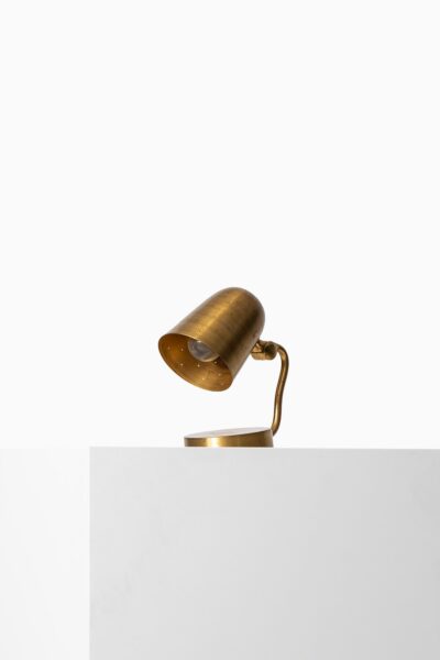 Table / wall lamp in brass by Boréns at Studio Schalling