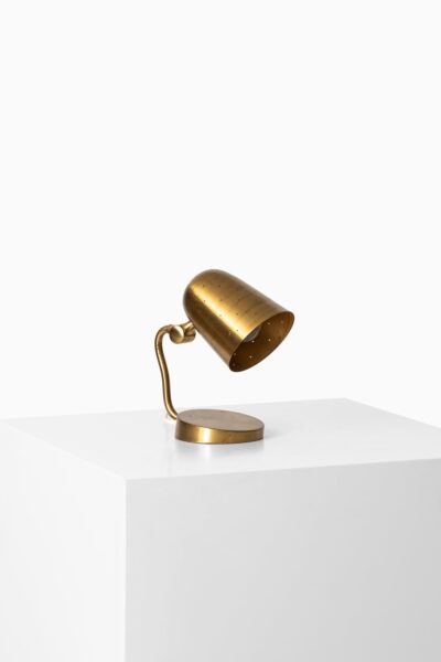 Table / wall lamp in brass by Boréns at Studio Schalling