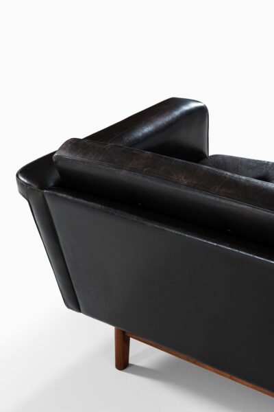 Karl-Erik Ekselius sofa in black leather at Studio Schalling