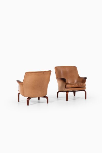 Arne Norell Pilot easy chairs in leather at Studio Schalling
