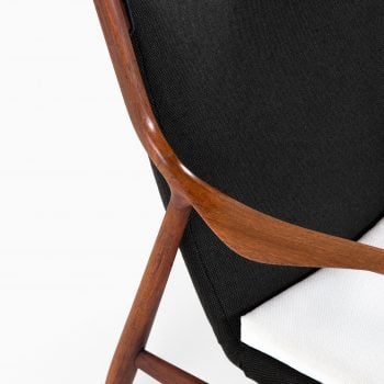 Finn Juhl NV-45 easy chairs by Niels Vodder at Studio Schalling