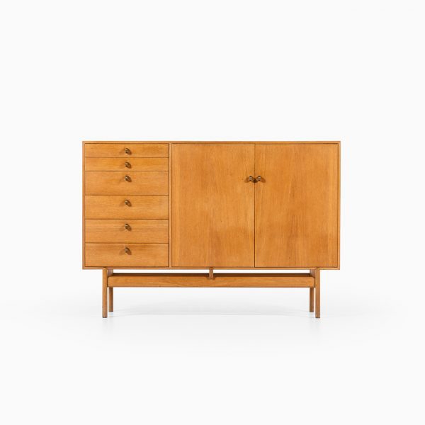 Tove & Edvard Kindt-Larsen sideboard in oak at Studio Schalling