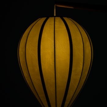 1940's floor lamp in mahogany at Studio Schalling