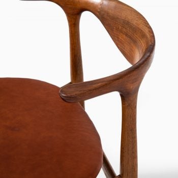 Knud Færch cowhorn armchair in oak and leather at Studio Schalling