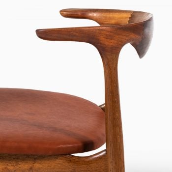 Knud Færch cowhorn armchair in oak and leather at Studio Schalling