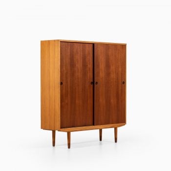 Børge Mogensen cabinet in oregon pine and teak at Studio Schalling