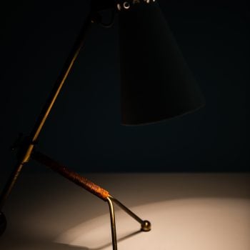 Tapio Wirkkala table lamp model KD-11 at Studio Schalling