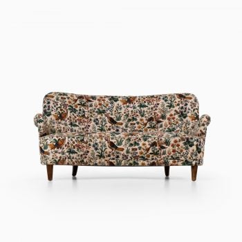 Sten Blomberg curved sofa by Knut Lindquist at Studio Schalling