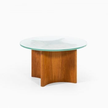 Coffee table in elm by Reiners möbelfabrik at Studio Schalling