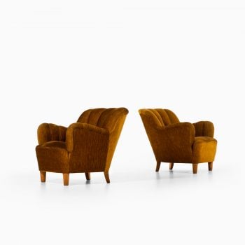Pair of easy chairs attributed to Otto Schulz at Studio Schalling