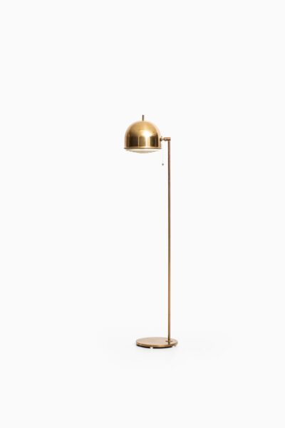 Bergbom floor lamp model G-075 in brass at Studio Schalling