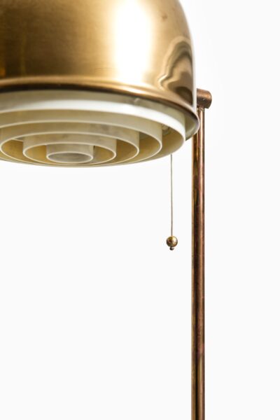 Bergbom floor lamp model G-075 in brass at Studio Schalling