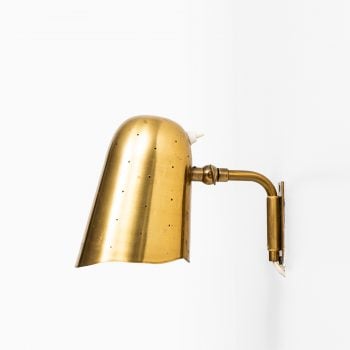 Wall lamps in brass at Studio Schalling