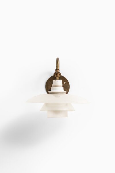 Poul Henningsen wall lamp model PH-1/1 at Studio Schalling