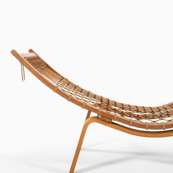 Hans Wegner GE-2 / Hammock chair in flagline at Studio Schalling