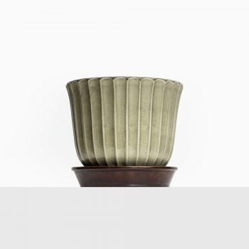 Ewald Dahlskog ceramic vase model Tellus at Studio Schalling