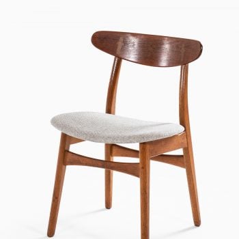 Hans Wegner CH-30 dining chairs in oak at Studio Schalling