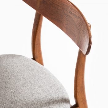 Hans Wegner CH-30 dining chairs in oak at Studio Schalling