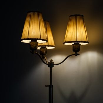 1940's height adjustable floor lamp in brass at Studio Schalling
