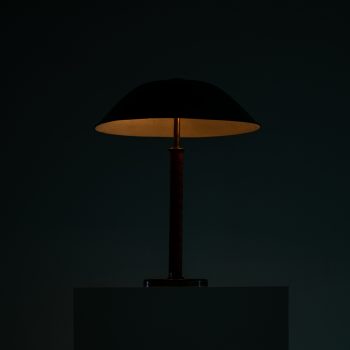 Table lamp in brass by Nordiska Kompaniet at Studio Schalling