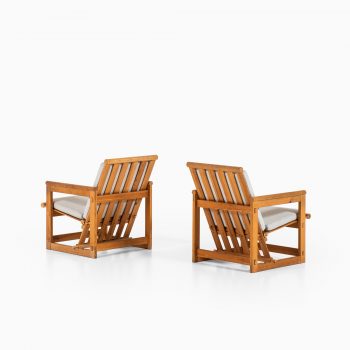 Edvin Helseth easy chairs in pine by Trybo at Studio Schalling