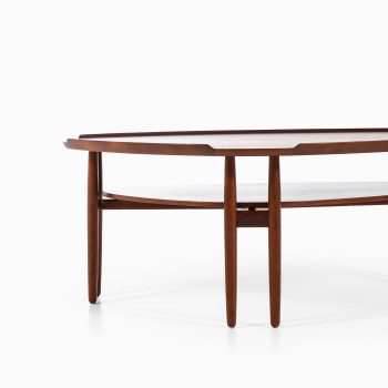 Arne Vodder coffee table in teak at Studio Schalling