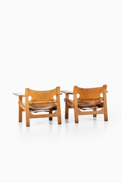 Børge Mogensen easy chairs model 2226 at Studio Schalling