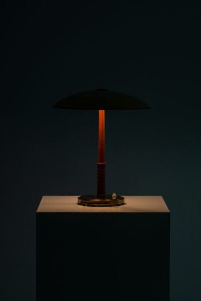 Rare table lamp by Böhlmarks in brass at Studio Schalling