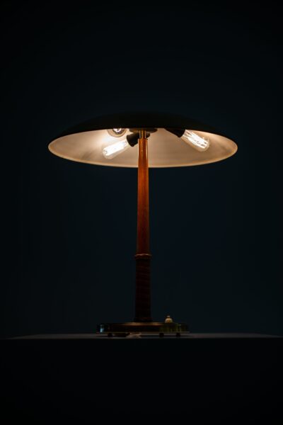 Rare table lamp by Böhlmarks in brass at Studio Schalling