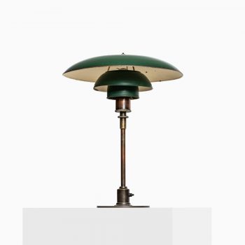 Poul Henningsen table lamp model PH-4/3 at Studio Schalling