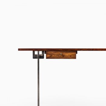 Hans Wegner desk model AT-325 in rosewood at Studio Schalling