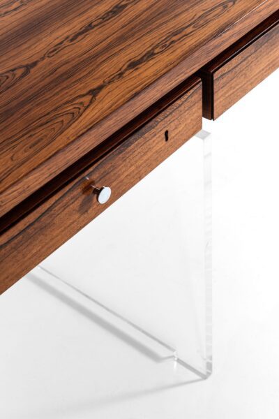 Poul Nørreklit desk in rosewood and plexiglass at Studio Schalling