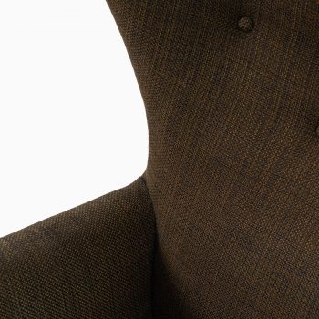 Fritz Hansen easy chair model 1672 at Studio Schalling