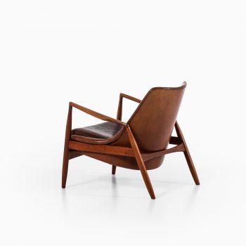 Ib Kofod-Larsen easy chair model Seal at Studio Schalling